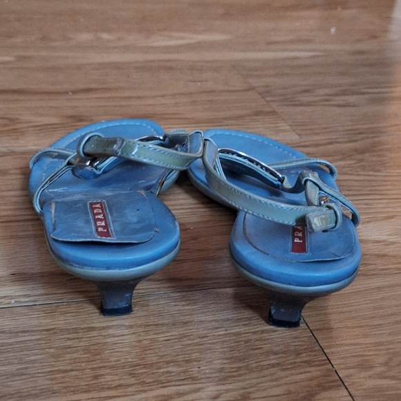 PRADA Patent Leather Kitten Heels BIG LOGO Blue Sandals Size 40/10 - Picture 6 of 10